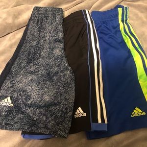Lot of 3 boys Adidas shorts size M, excellent condition